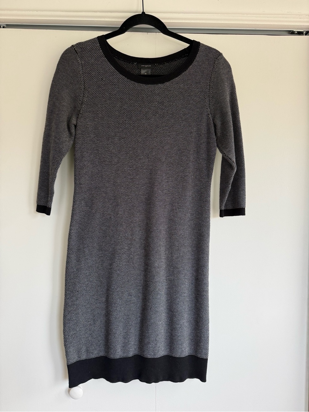 Ann Taylor Black White Knit Sweater Dress XS 3/4 Sleeve